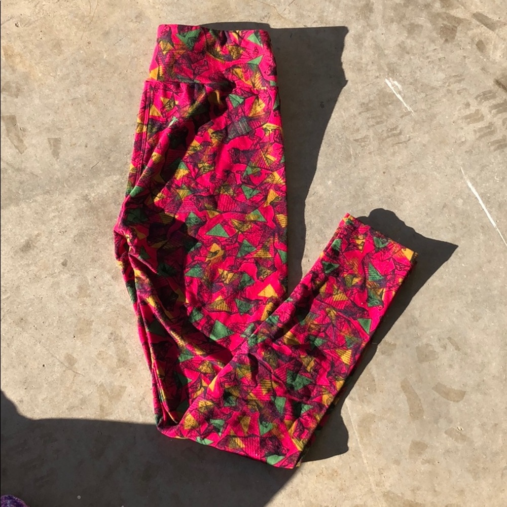 Lularoe bear leggings!